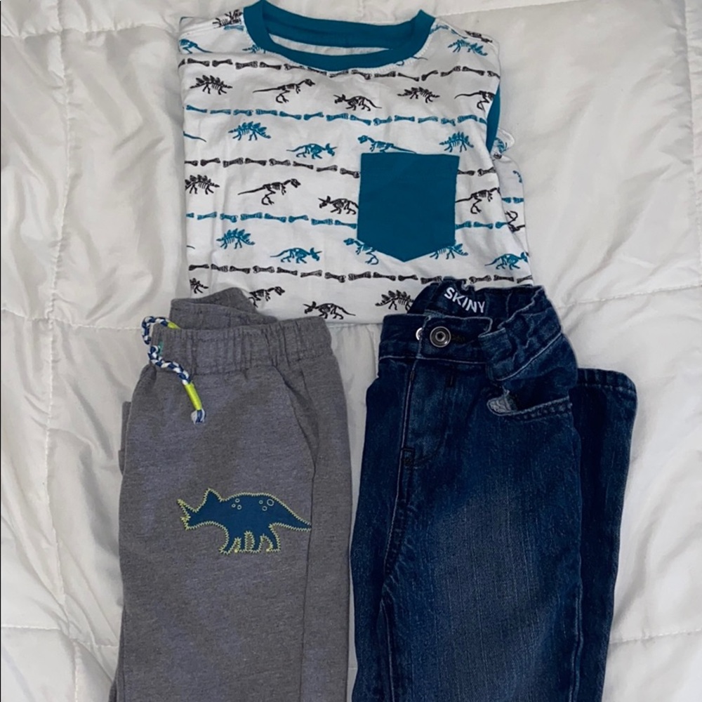 Dino outfit